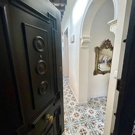 Gatu Casa Lola , " Preferente Mayores De 25 Anos Y Familias " El Puerto de Santa María Zewnętrze zdjęcie