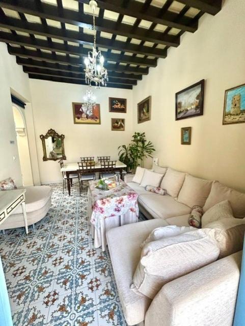Gatu Casa Lola , " Preferente Mayores De 25 Anos Y Familias " El Puerto de Santa María Zewnętrze zdjęcie